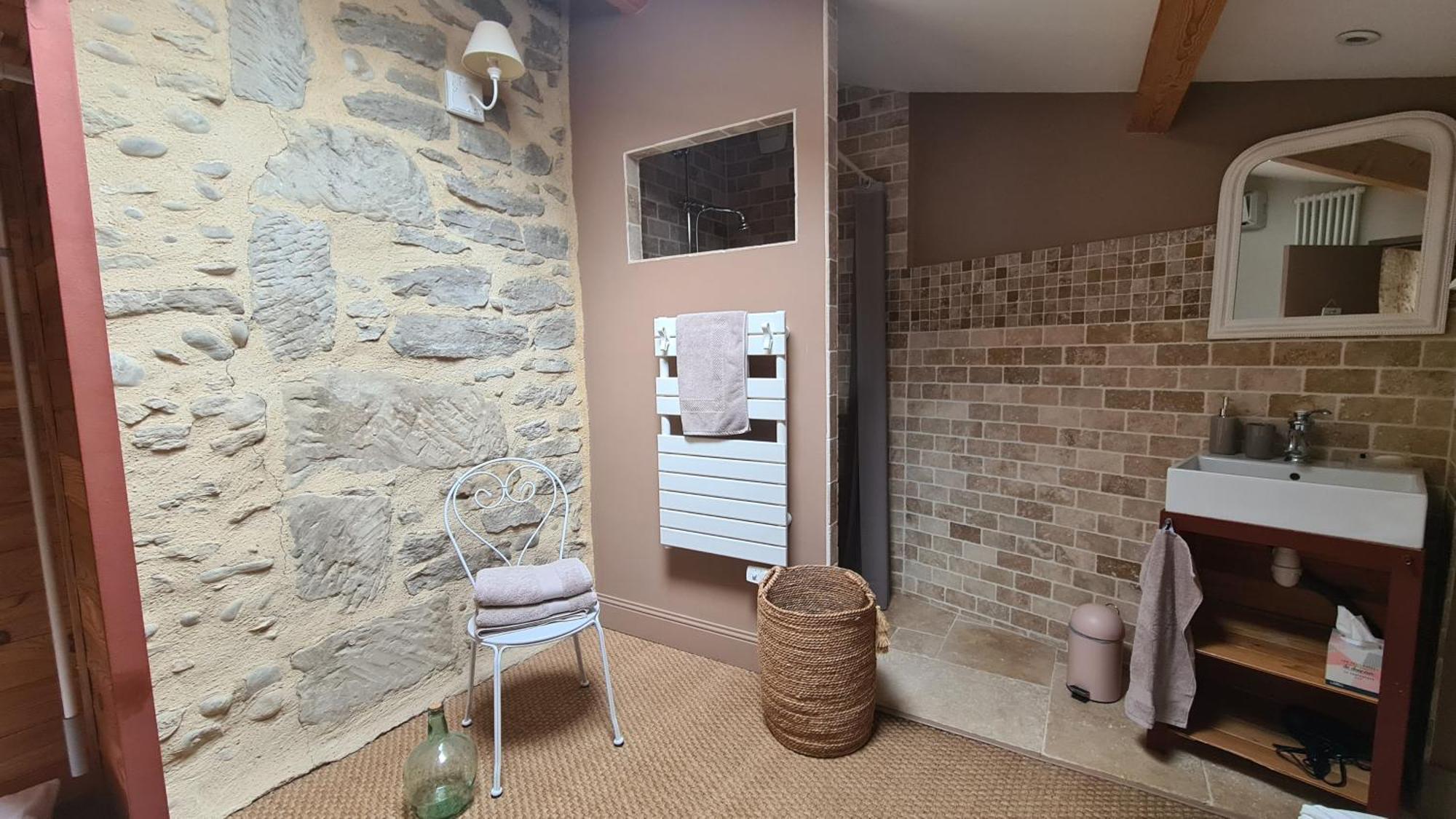 Gite Le Caprice Spa & Sauna Genissieux ภายนอก รูปภาพ